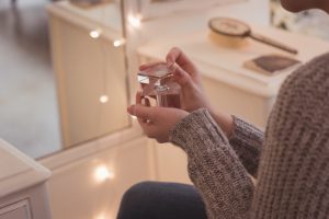 Long Lasting Perfume for Women 7 Scents That Take You From Desk to Date Night (2026 Edition)